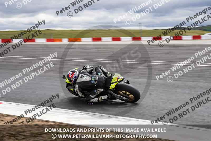 cadwell no limits trackday;cadwell park;cadwell park photographs;cadwell trackday photographs;enduro digital images;event digital images;eventdigitalimages;navarra;no limits trackdays;peter wileman photography;racing digital images;trackday digital images;trackday photos